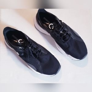 NWOT Nike superrep training shoes